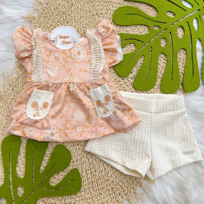 Conj. Batinha Floral com Bolsinhos e Short - Salmão e Areia